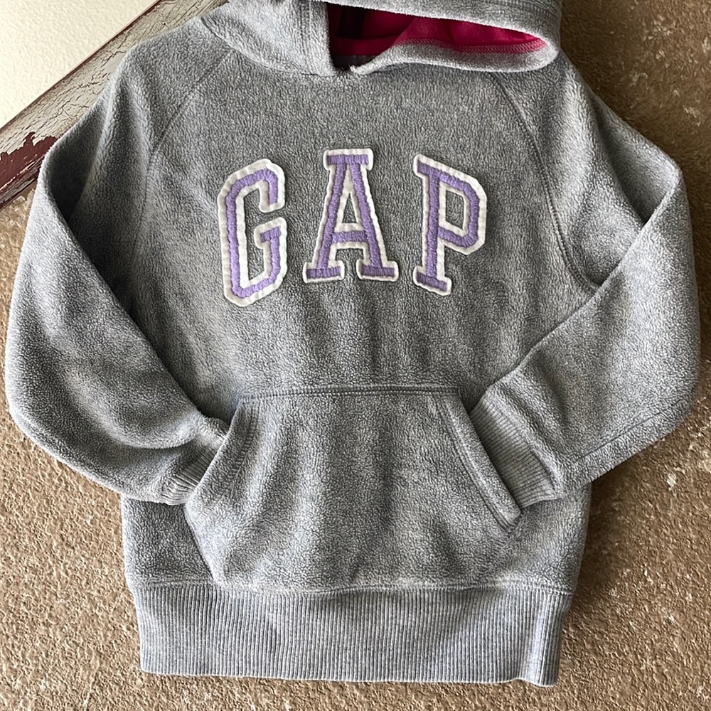 Gap girls 5/6 warm fleece hoodie